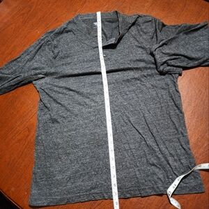 Old Navy long-sleeved shirt